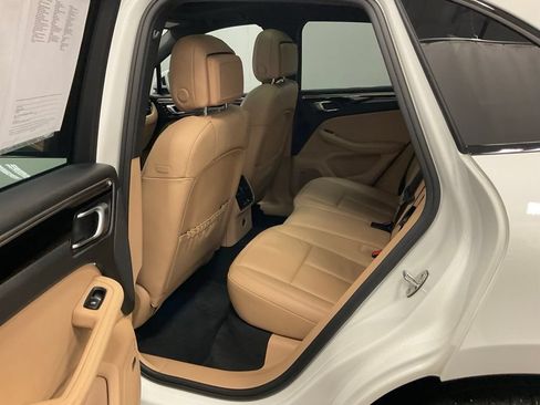 Used 2019 Porsche Macan S AWD/4WD image 33