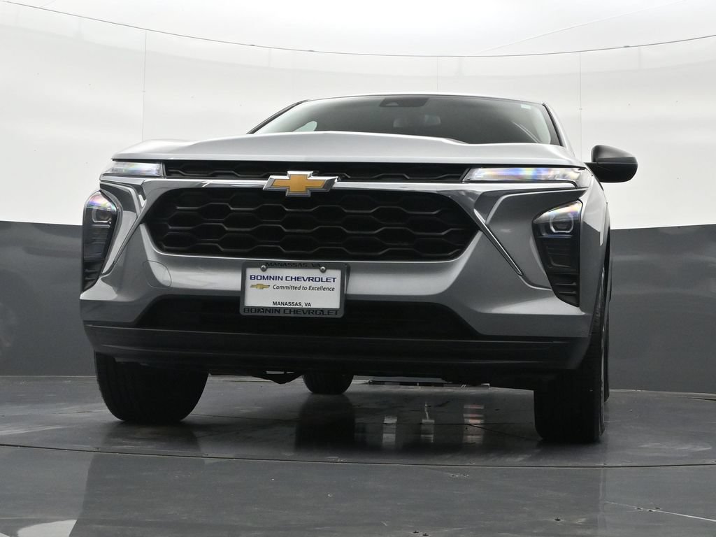 Certified 2024 Chevrolet Trax LS FWD image 37