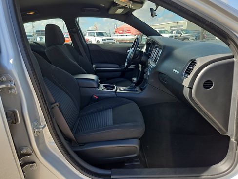 Used 2023 Dodge Charger SXT RWD image 27