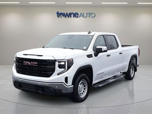 Used 2024 GMC Sierra 1500 Pro w/ Pro Value Package AWD/4WD image 3
