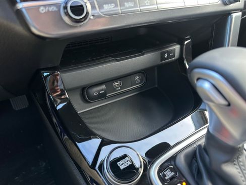 New 2026 Kia Seltos EX image 33