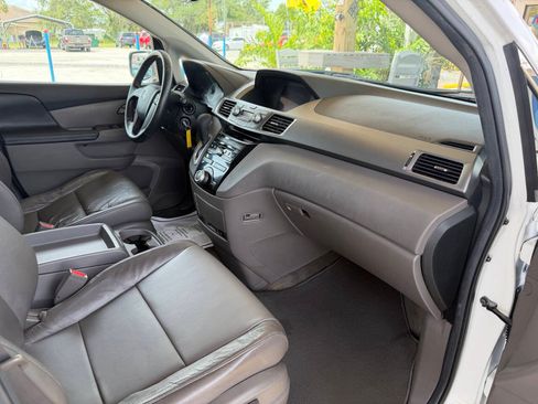 Used 2011 Honda Odyssey EX-L image 11