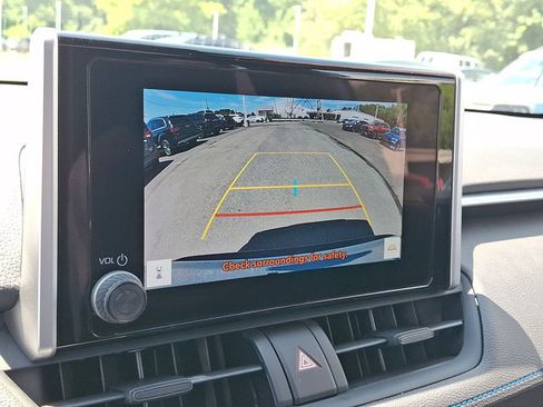 Certified 2024 Toyota RAV4 SE w/ Convenience Package AWD/4WD image 16