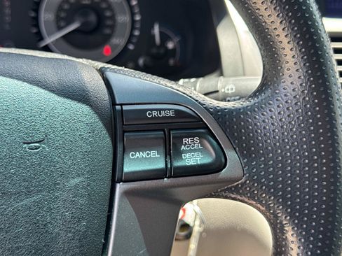 Used 2012 Honda Odyssey EX image 5