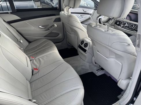 Used 2015 Mercedes-Benz S 550 4MATIC Sedan image 8