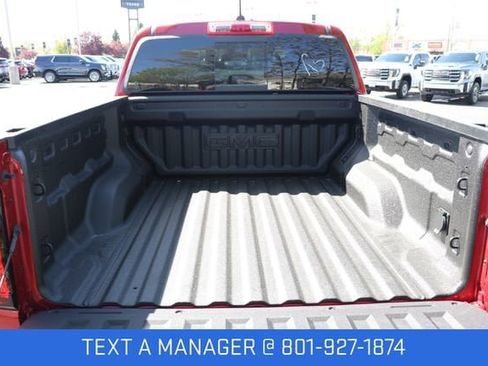 New 2026 GMC Canyon Denali AWD/4WD image 9