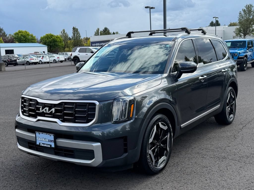 Used 2024 Kia Telluride S w/ S Sunroof Package AWD/4WD image 4