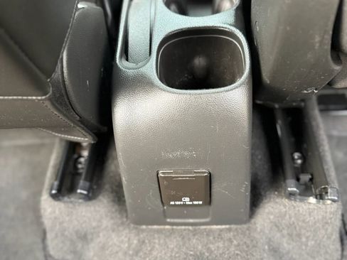 Used 2018 Chevrolet Trax LT w/ LT Convenience Package image 23