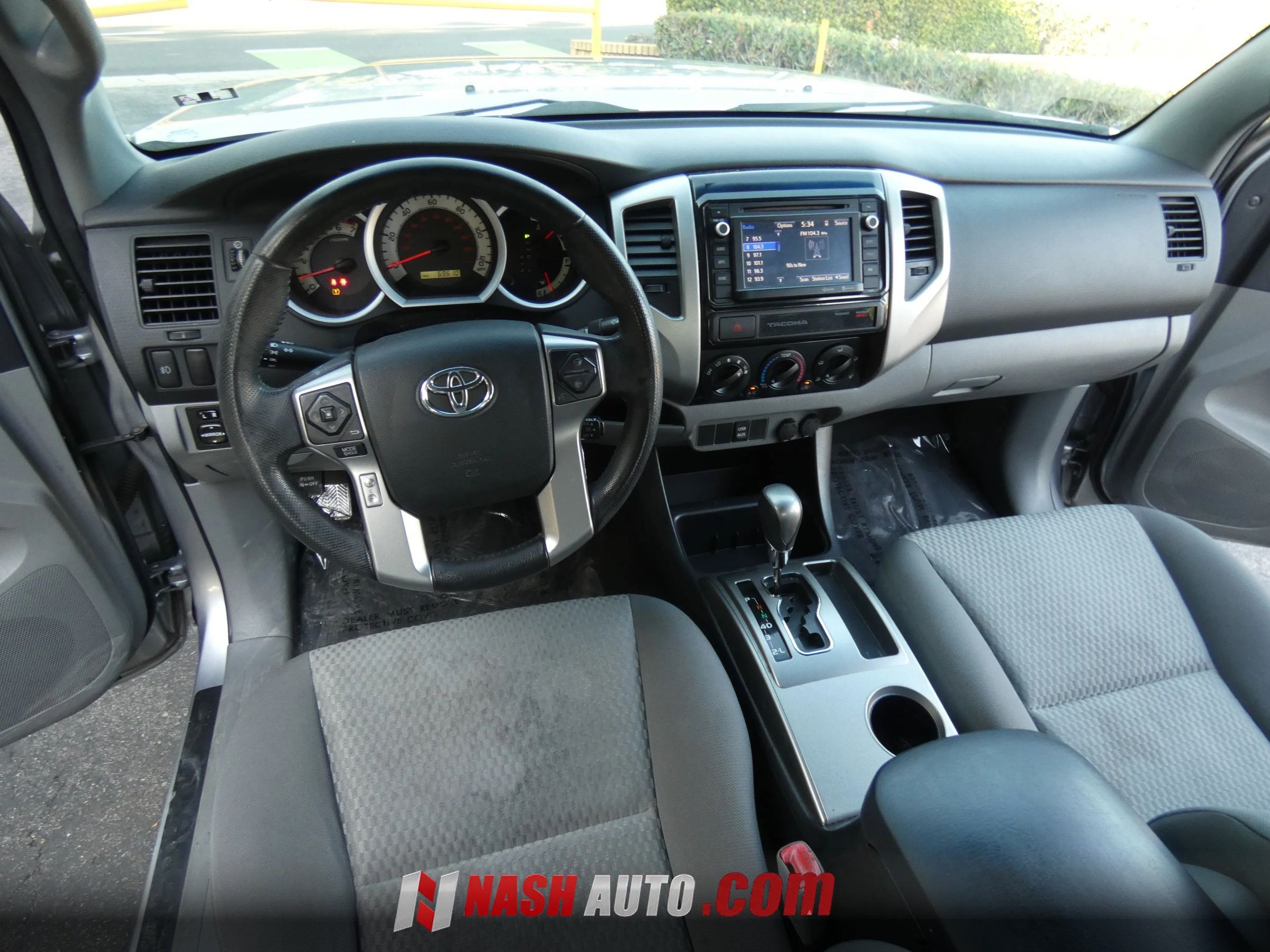 Used 2015 Toyota Tacoma PreRunner w/ SR5 Package RWD image 24