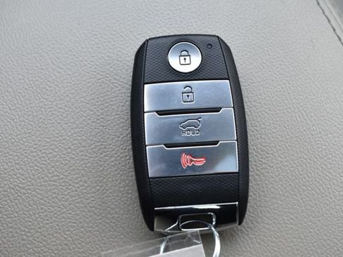 Used 2019 Kia Sorento EX w/ EX Touring Package image 34