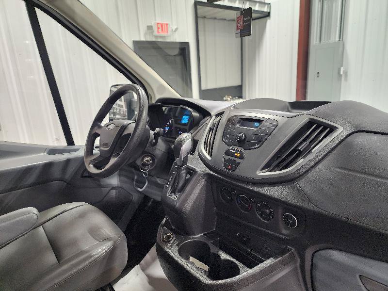 Used 2019 Ford Transit 250 138 RWD image 10