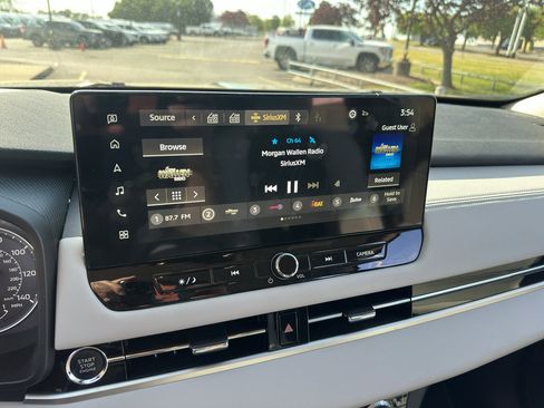 Used 2025 Mitsubishi Outlander SE image 19