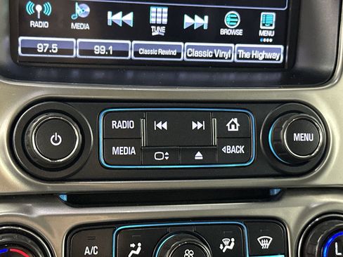 Used 2016 Chevrolet Tahoe LT image 22