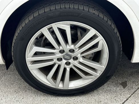 Used 2018 Audi Q5 2.0T Premium Plus w/ Premium Plus Package image 42