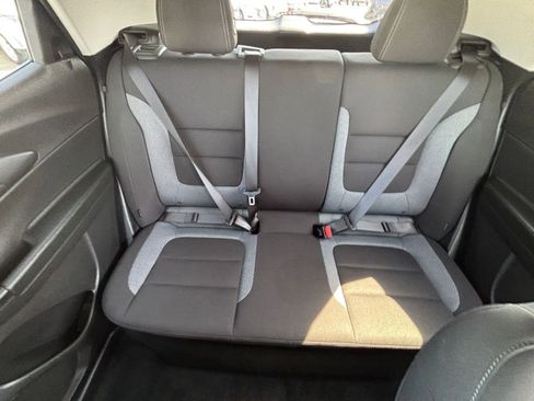 Used 2025 Chevrolet TrailBlazer LT image 39