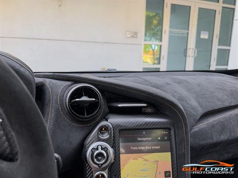 Used 2021 McLaren 765LT RWD image 17
