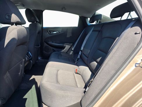 Used 2024 Chevrolet Malibu LT FWD image 17