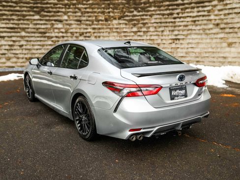 Certified 2022 Toyota Camry SE w/ Convenience Package image 10