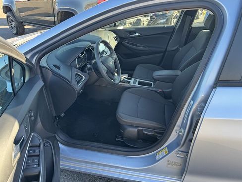 Used 2018 Chevrolet Cruze LS w/ LS Fleet Convenience Package image 15