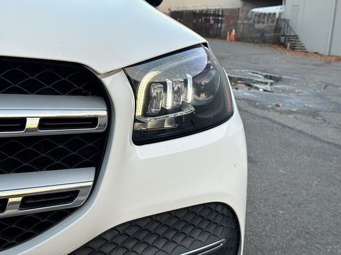 Used 2023 Mercedes-Benz GLS 450 4MATIC image 42