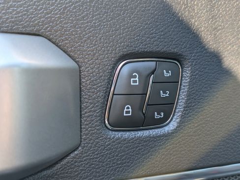 Used 2022 Ford F350 Lariat w/ Lariat Ultimate Package image 35