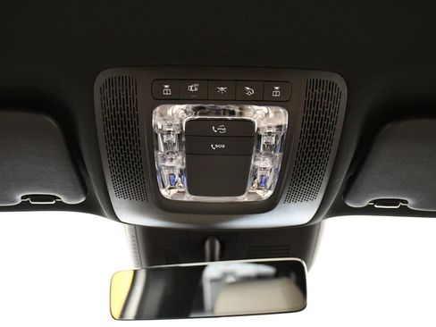 Used 2025 Mercedes-Benz GLA 250 4MATIC image 17