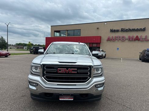 Used 2017 GMC Sierra 1500 SLE w/ SLE Value Package AWD/4WD image 2