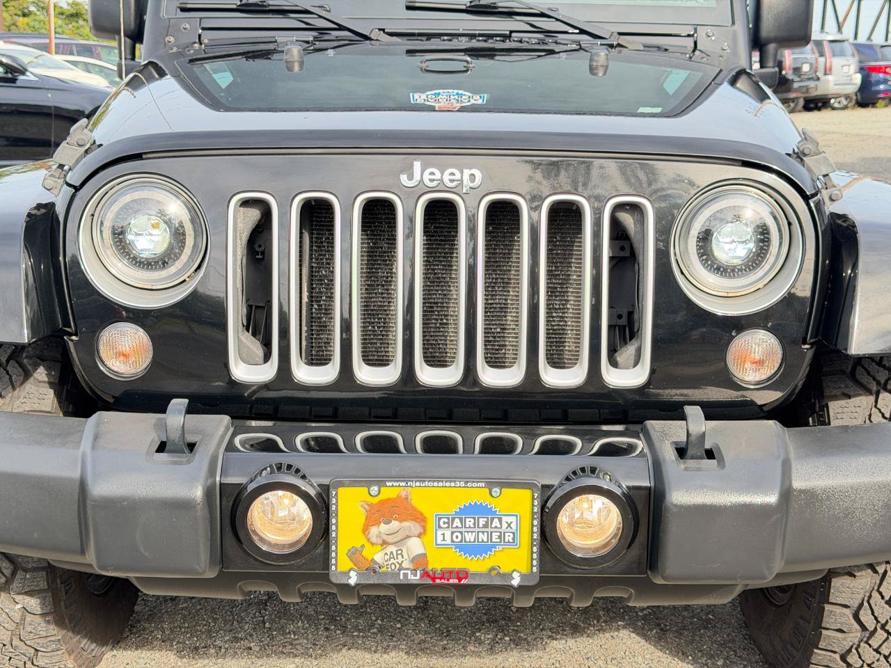 Used 2016 Jeep Wrangler Unlimited Sahara w/ Connectivity Group AWD/4WD image 95
