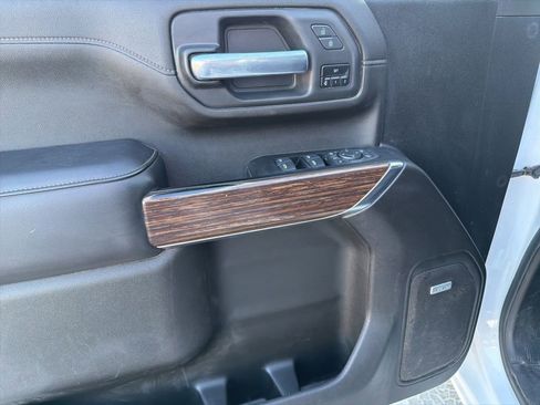 Used 2022 Chevrolet Silverado 2500 High Country w/ LPO, Hitch Package image 13