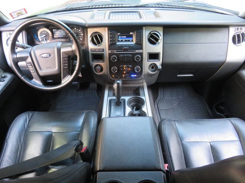 Used 2015 Ford Expedition EL XLT image 11
