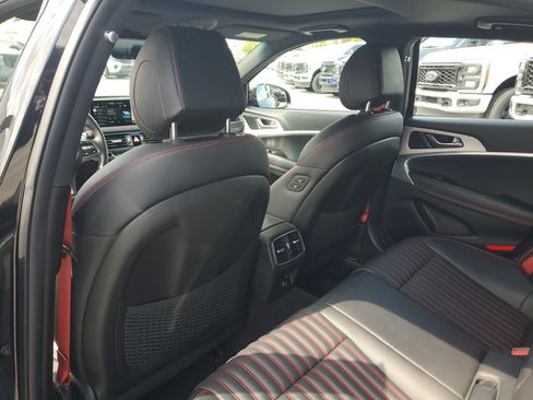 Used 2023 Genesis G70 2.0T w/ Sport Prestige Package image 15