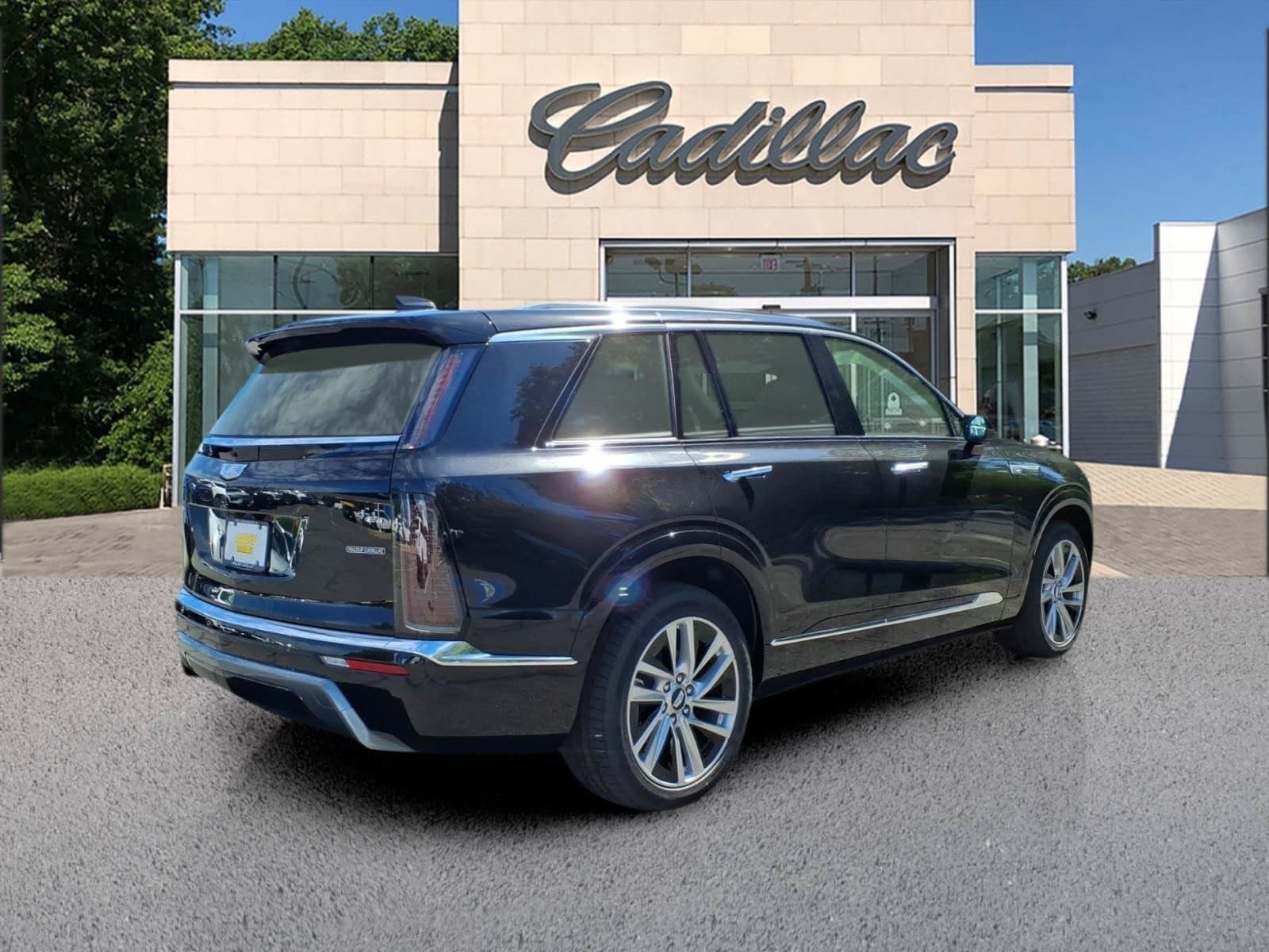 New 2027 Cadillac Vistiq Luxury w/ LPO, Floor Liner Package AWD/4WD image 5
