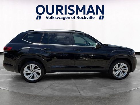 Used 2023 Volkswagen Atlas SE AWD/4WD image 7