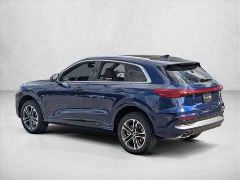 Certified 2025 Audi Q5 Premium w/ Premium Plus AWD/4WD image 8