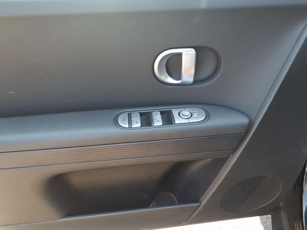 Certified 2023 Hyundai Ioniq 5 SE AWD/4WD image 15