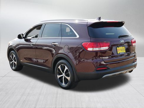 Used 2017 Kia Sorento EX w/ EX Premium Package AWD/4WD image 5