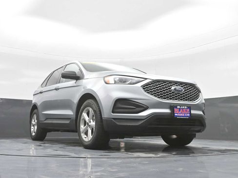 Used 2023 Ford Edge SE image 29