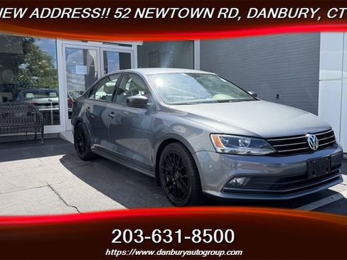 Used 2016 Volkswagen Jetta Sport FWD image 7