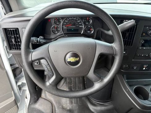 Used 2025 Chevrolet Express 2500 w/ Driver Convenience Package RWD image 34