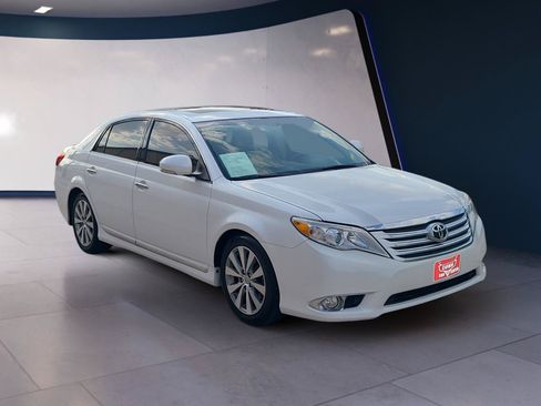 Used 2011 Toyota Avalon Limited FWD image 7