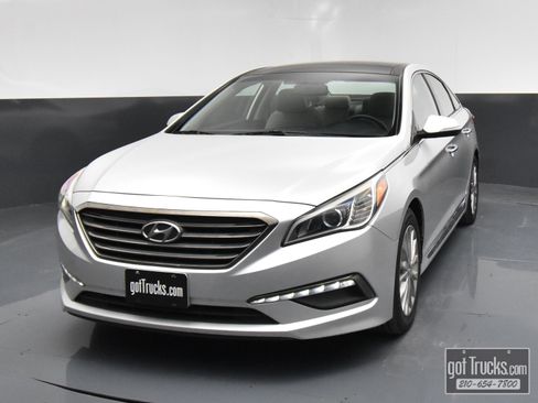 Used 2015 Hyundai Sonata Limited w/ Option Group 05 image 43