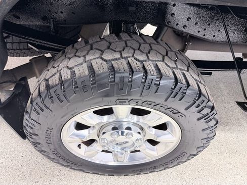 Used 2014 Ford F250 Lariat w/ Lariat Ultimate Package image 13