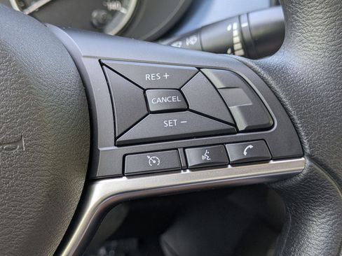 New 2025 Nissan Versa SV w/ Trunk Package image 17