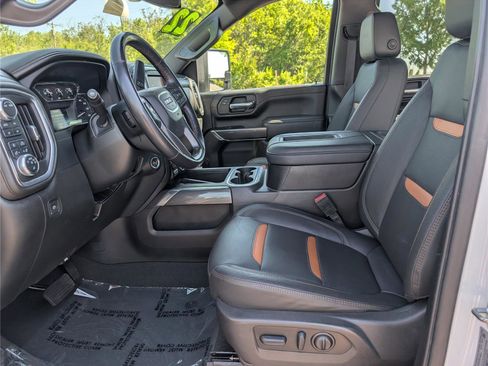 Used 2022 GMC Sierra 2500 AT4 w/ AT4 Preferred Package AWD/4WD image 18
