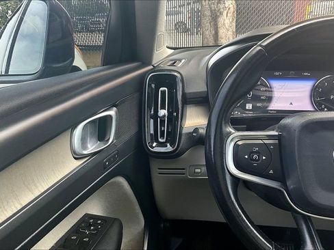 Used 2019 Volvo XC40 T5 Inscription AWD/4WD image 28