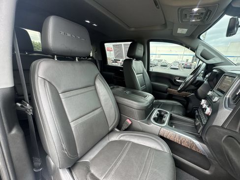 Used 2020 GMC Sierra 2500 Denali w/ Denali Ultimate Package AWD/4WD image 26