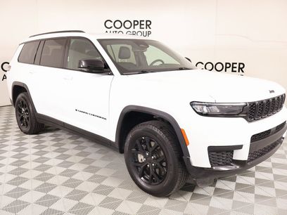 Used 2024 Jeep Grand Cherokee L Laredo