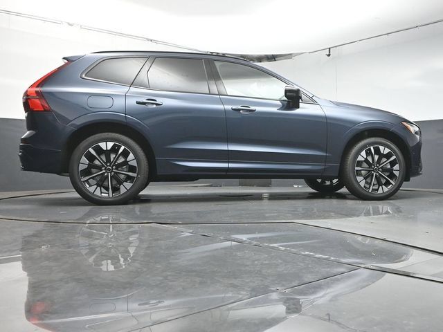 New 2027 Volvo XC60 B5 Plus AWD/4WD image 38