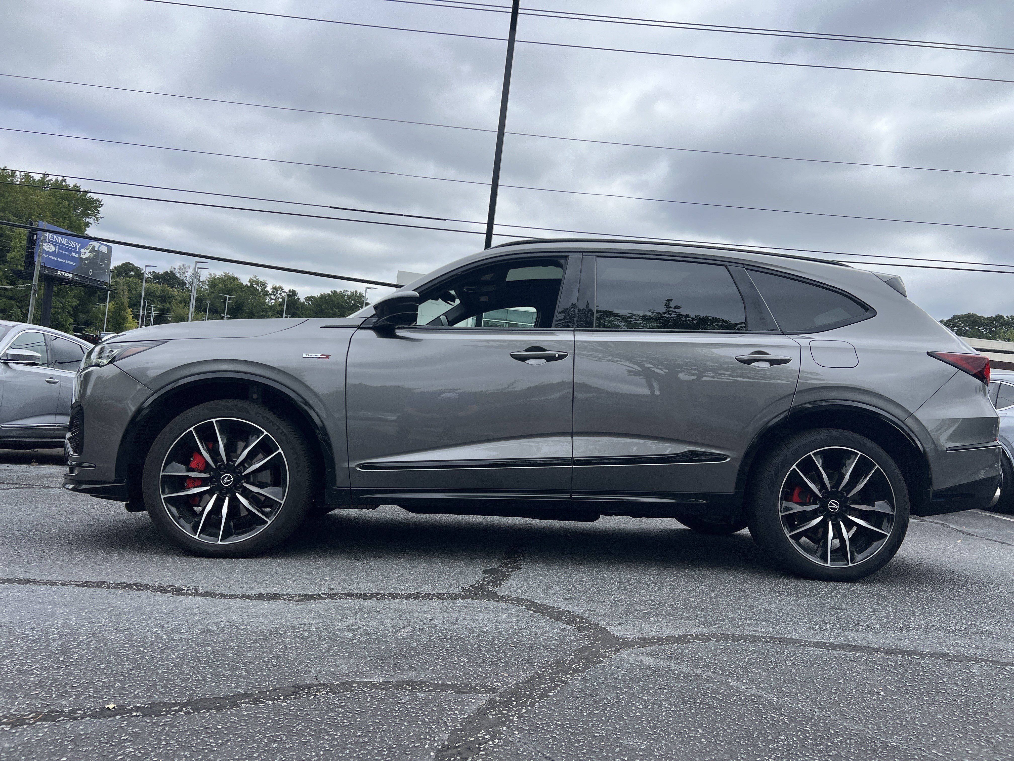 Used 2022 Acura MDX Type S w/ Advance Package AWD/4WD image 2