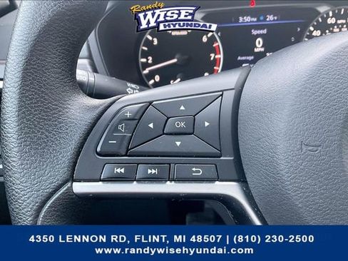 Used 2024 Nissan Altima 2.5 SV image 20